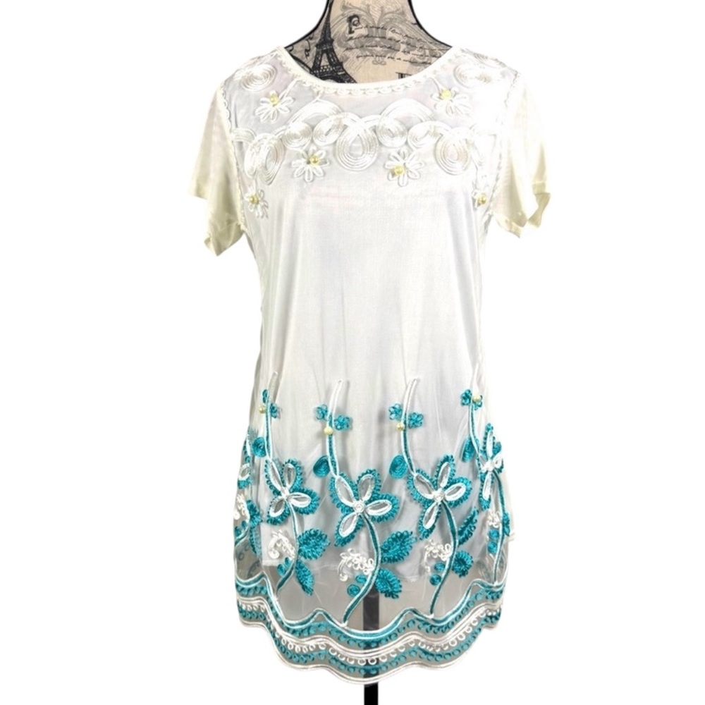 Chic White and Blue Floral Embroidered with Beading Women's Blouse